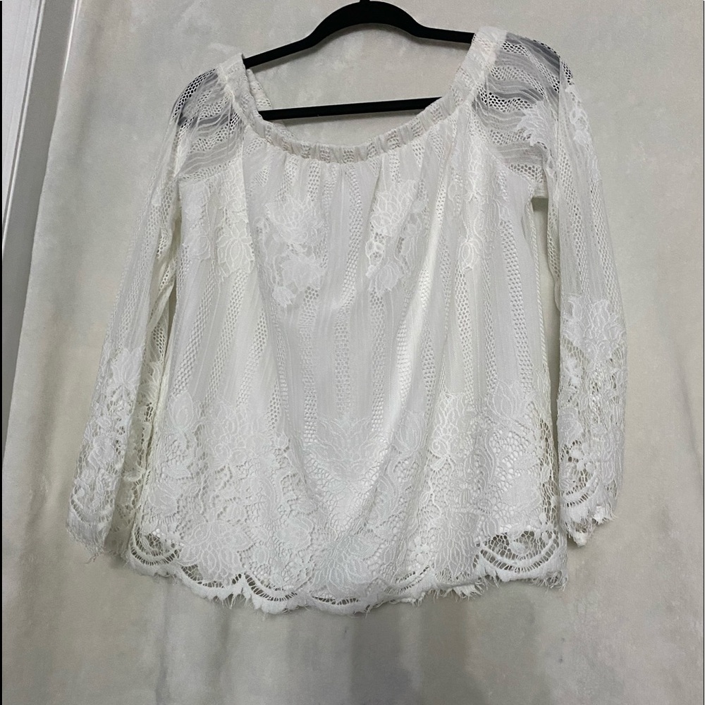 Arizona white lace off shoulder top